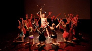 Video 20240707 spectacle twirling vox saint christoly de blaye