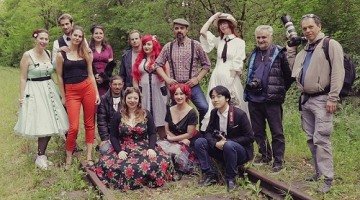 Video modeles photographes rencontre moulin charlot marcenais teaser